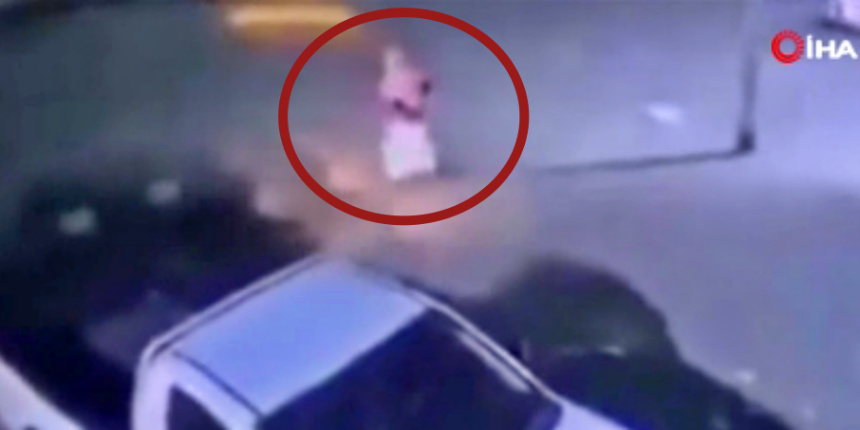 Camiden çıkan kişiyi önce araçlarıyla ezdiler sonra da gasp ettiler!