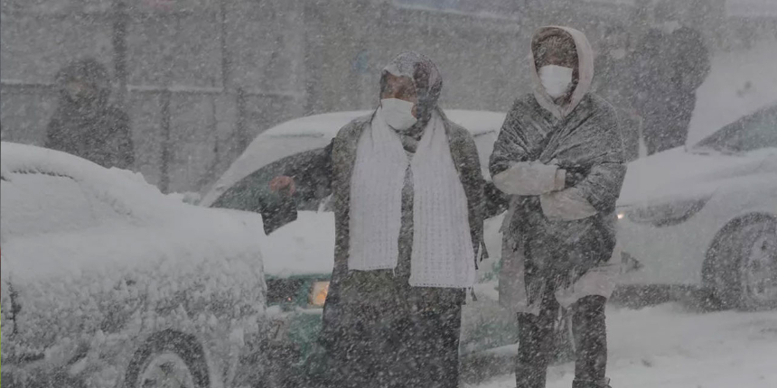 İstanbul Valisi Yerlikaya açıkladı: AVM'ler 19.30'da kapanacak