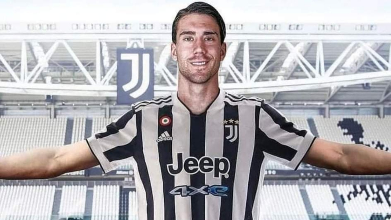Fiorentina'nın altın çocuğu Dusan Vlahovic'i Juventus kaptı... İmzalar çok yakın...