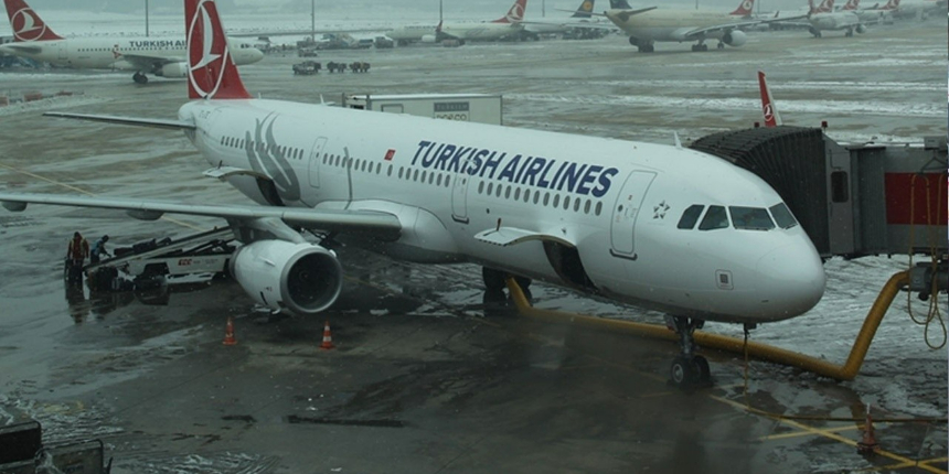 İstanbul Havalimanı'nda uçuşlar kademeli olarak başladı!