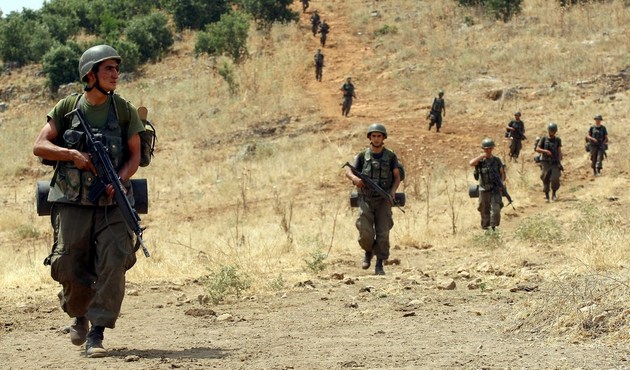 Şırnak'ta teröristler üs bölgesine sızmaya çalıştı...