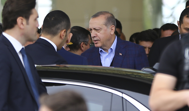 ABD'de Trump ile görüşen Cumhurbaşkanı Erdoğan "CAN" ile yurda döndü...