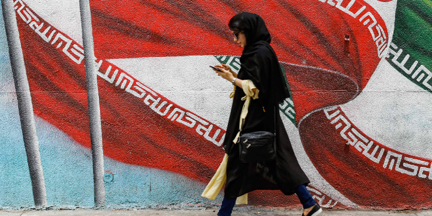İran'da 17 Instagram fenomeni tutuklandı