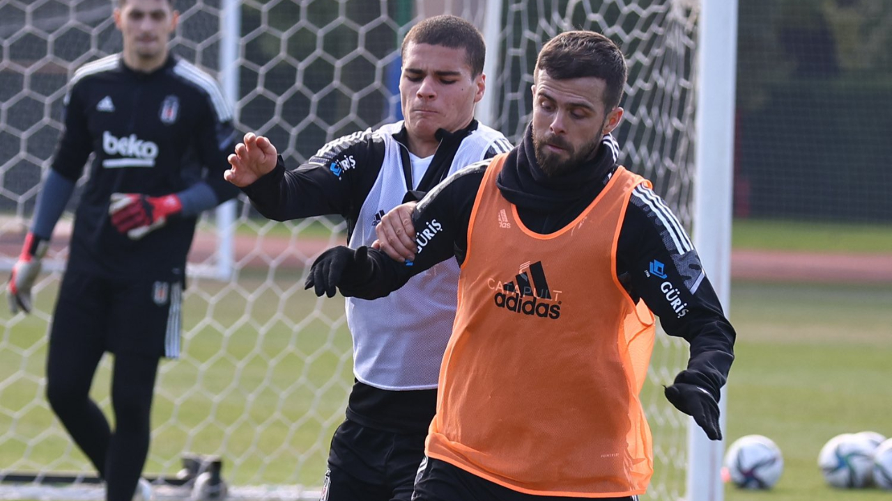 Önder Karaveli: Sahada Miralem Pjanic gibi hızlı düşünen başka bir oyuncu görmedim