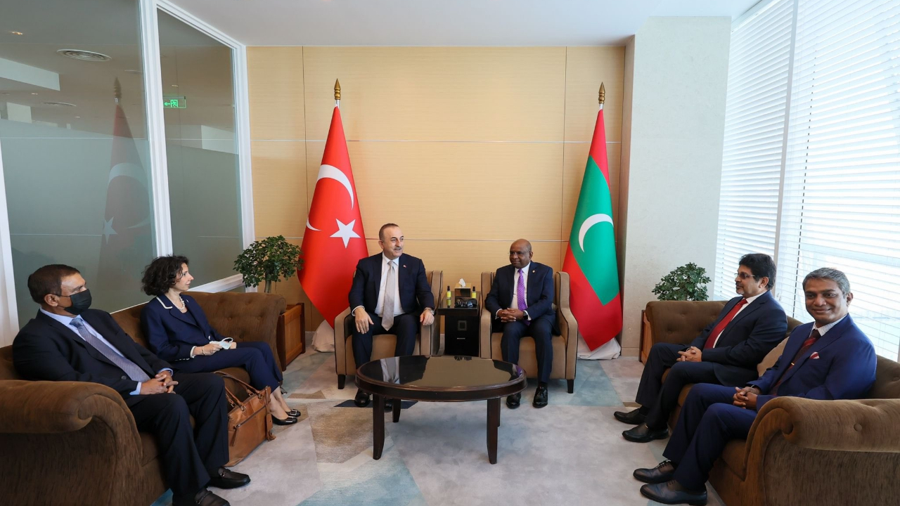 Dışişleri Bakanı Mevlüt Çavuşoğlu Maldivler'de temaslarda bulunuyor