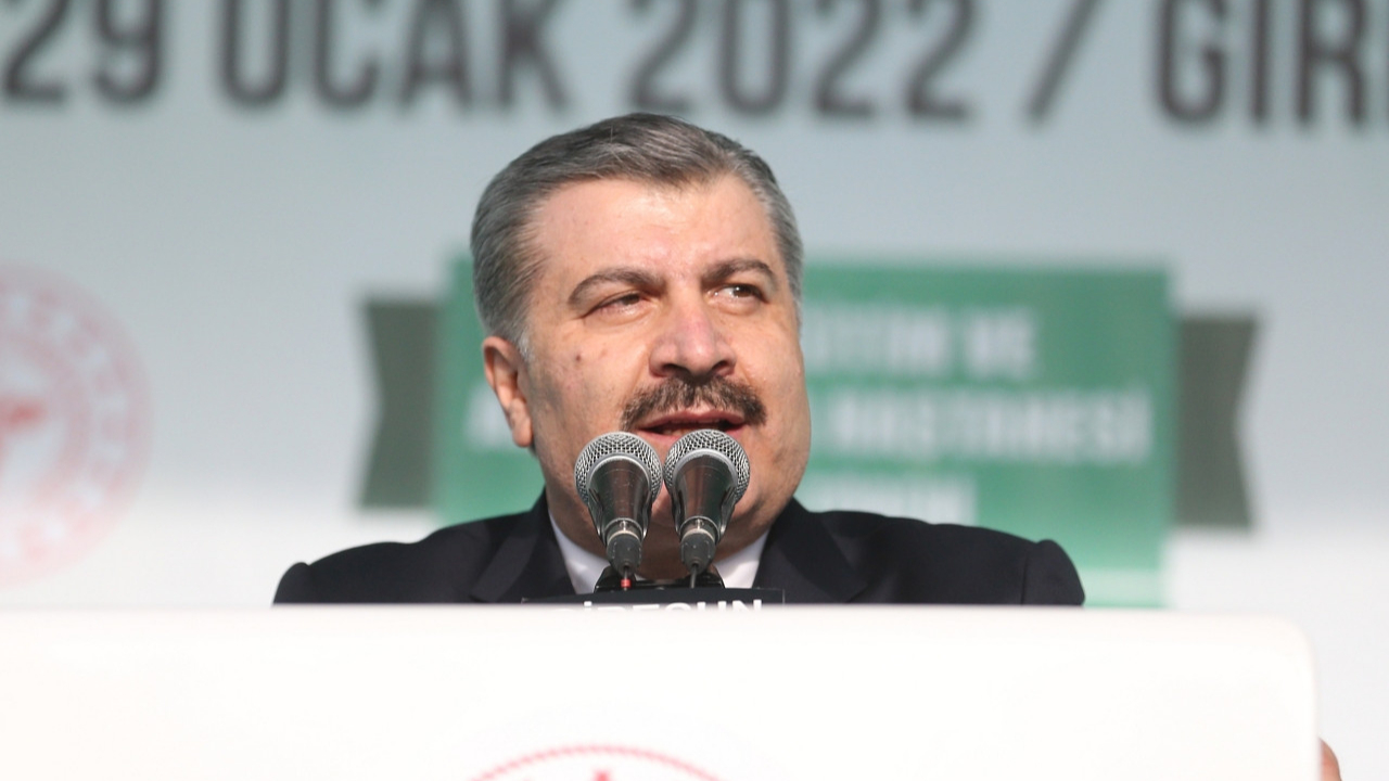 Artan vakalar sonrası Bakan Koca 'En yüksek sesle söylüyorum' diyerek duyurdu: Hastalık eski gücünde değil!