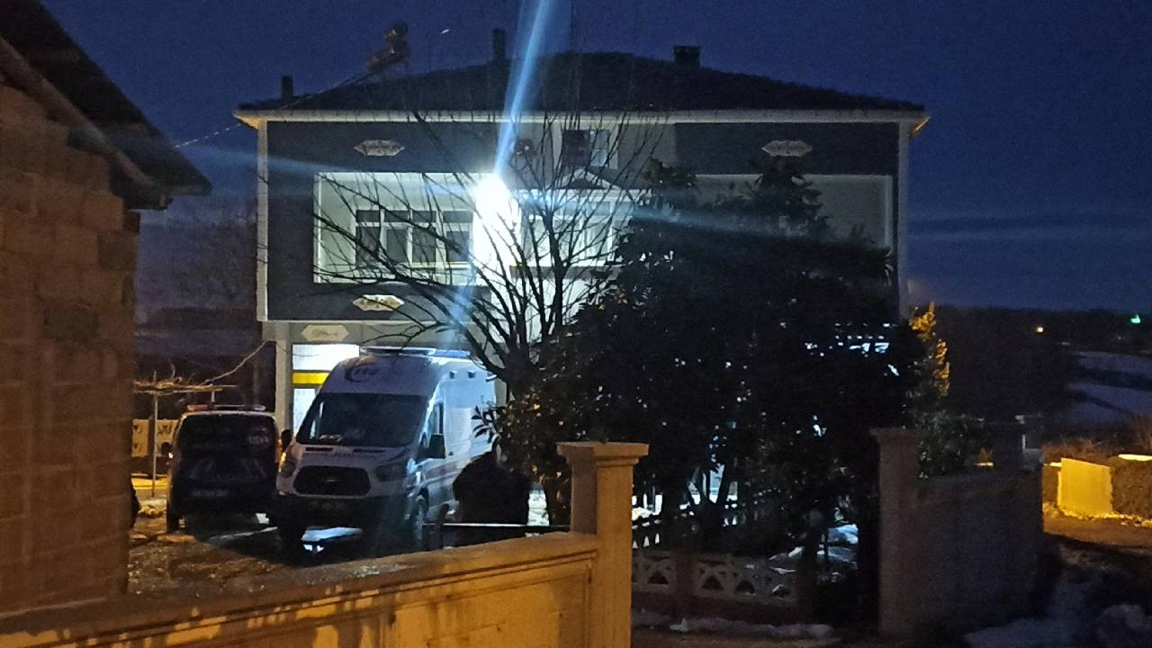 81 yaşındaki kadın çatı katında asılı bulundu!