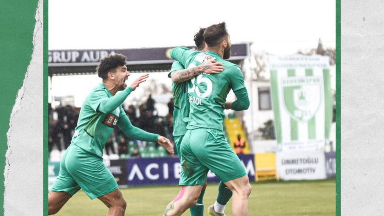 Bodrumspor evinde lider Sakaryaspor'u tek golle mağlup ederek seriyi 3 maça çıkardı