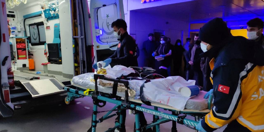 Burdur'da yangın faciası! Anne ve 2 çocuğu alevlerin arasında kaldı