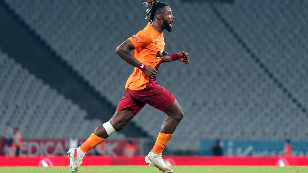 Galatasaray'da ayrılık... Christian Luyindama'nın yeni takımı Al Taawon oldu