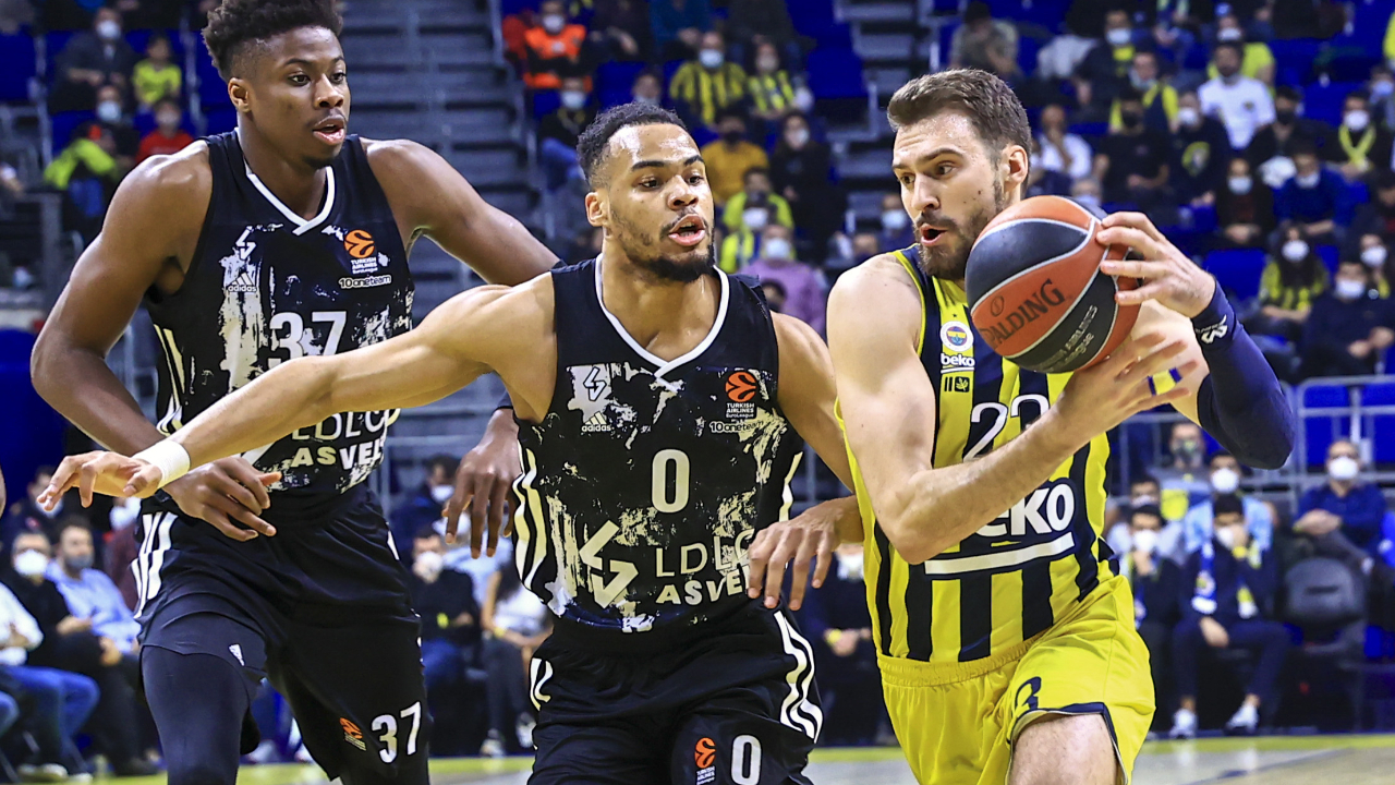Fenerbahçe Beko evinde ASVEL'i mağlup ederek THY Euroleague'de 6 maçlık galibiyet serisi yakaladı