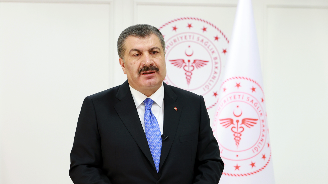 Bakan Koca'dan yeni uyarı: Bağışıklık sistemi sorununuz varsa ihtimalleri hafife almayın