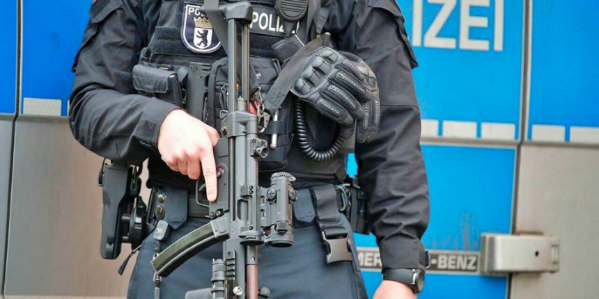 Hamburg'daki bir lisede 'silahlı saldırgan' alarmı verildi!