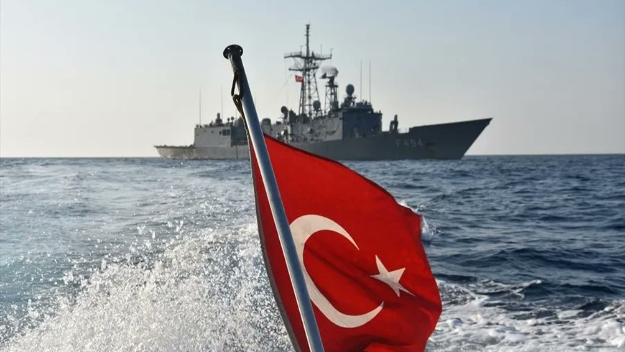 TSK deniz unsurlarının Aden Körfezi'ndeki görev süresi uzatıldı!