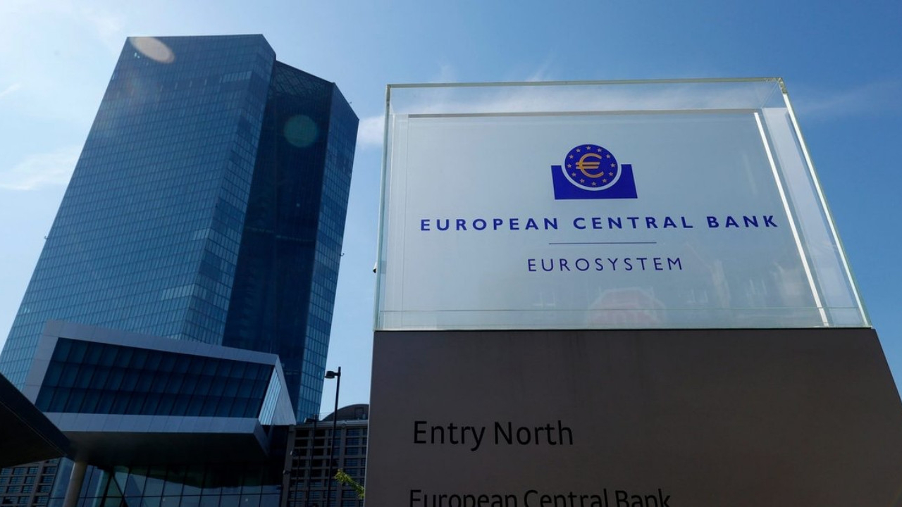 Enflasyon üst üste 3 ay rekor kırmıştı! Avrupa Merkez Bankası yine de faizi sabit bıraktı!