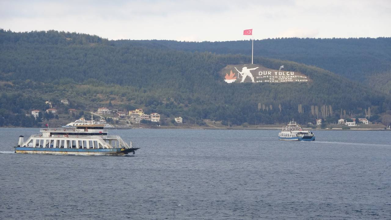 Bozcaada ve Gökçeada seferlerine fırtına engeli