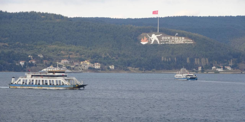 Bozcaada ve Gökçeada seferlerine fırtına engeli