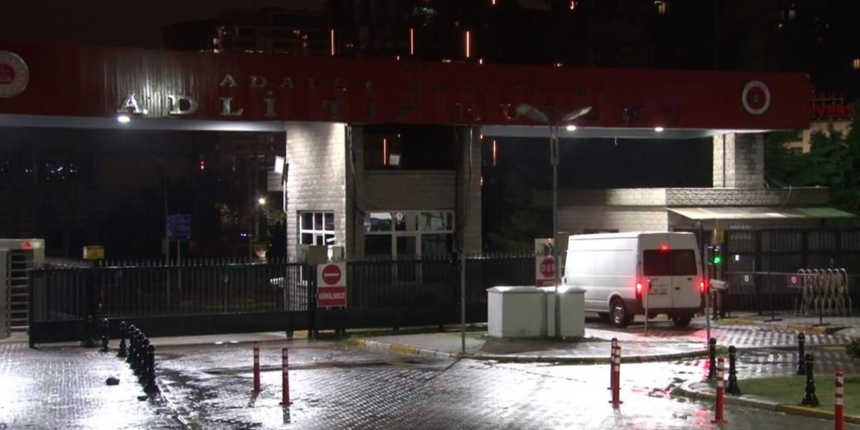 Donarak yaşamını yitiren 12 göçmenin cenazeleri Adli Tıp Kurumu'na getirildi