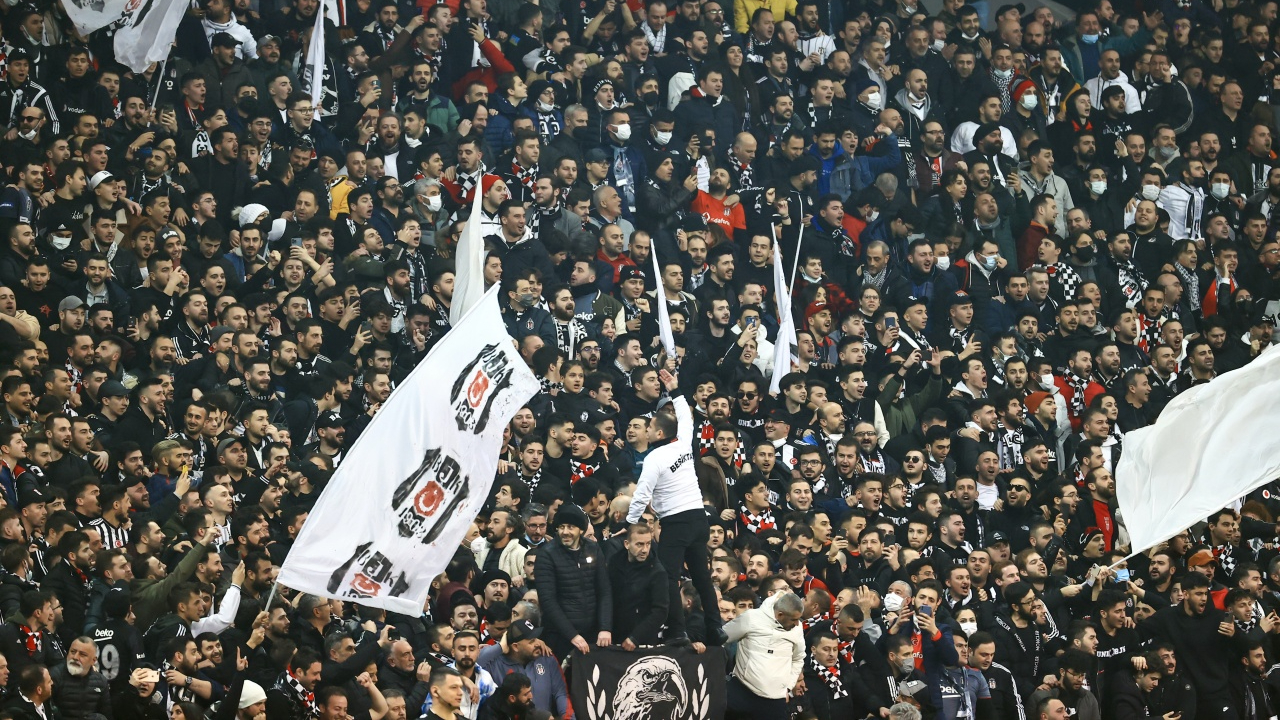 Alen sahaya, üçlü çektir Kartal'a...