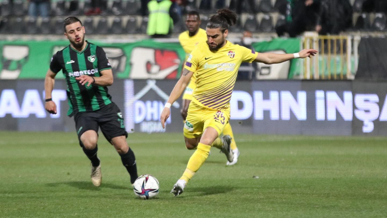 Denizlispor ile Eyüpspor 2-2 berabere kaldı... Horozlar'dan geri dönüş!