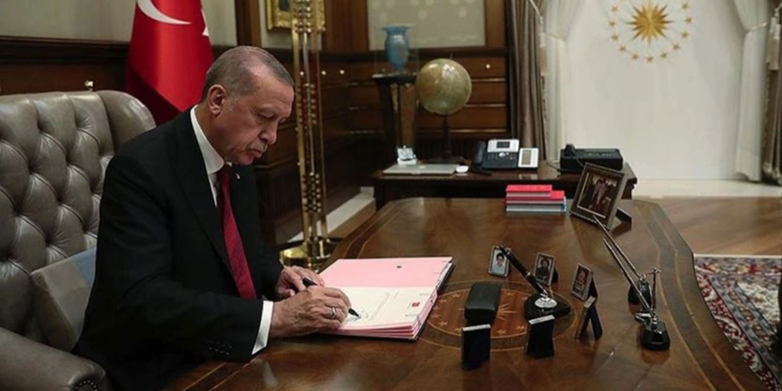 Cumhurbaşkanı Erdoğan 8 üniversiteye rektör atadı