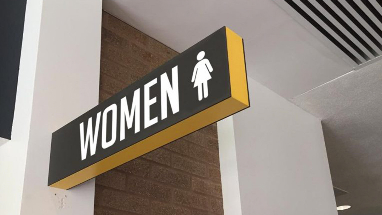Kadınlar tuvaletinde gizli kamera skandalı!  Eski bir büyükelçilik çalışanı tutuklandı