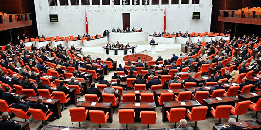 Yeni seçim yasası Meclis'e gelecek: Baraj 7'ye düşecek