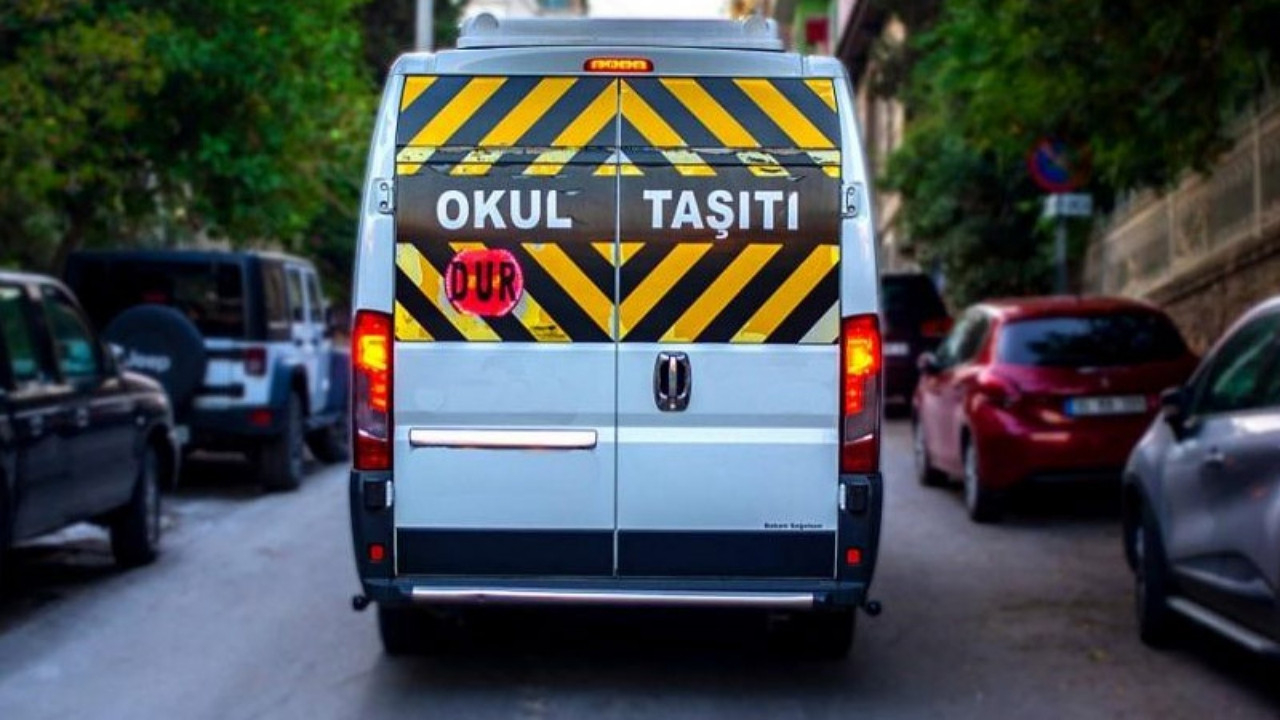 İçişleri Bakanlığı düğmeye bastı: 1.000'den fazla kişi yakalandı, yüzlerce okul servisi trafikten men edildi!