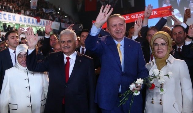 Cumhurbaşkanı Erdoğan  1414 oyla Ak Parti Genel Başkanı oldu...