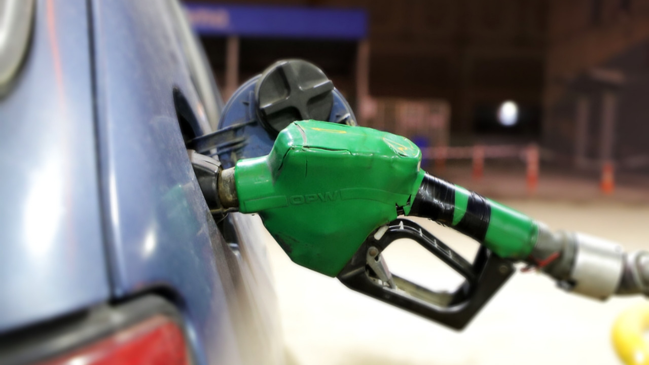 Motorinden sonra şimdi de benzine rekor zam geliyor! Bu gece yarısından itibaren geçerli olacak...