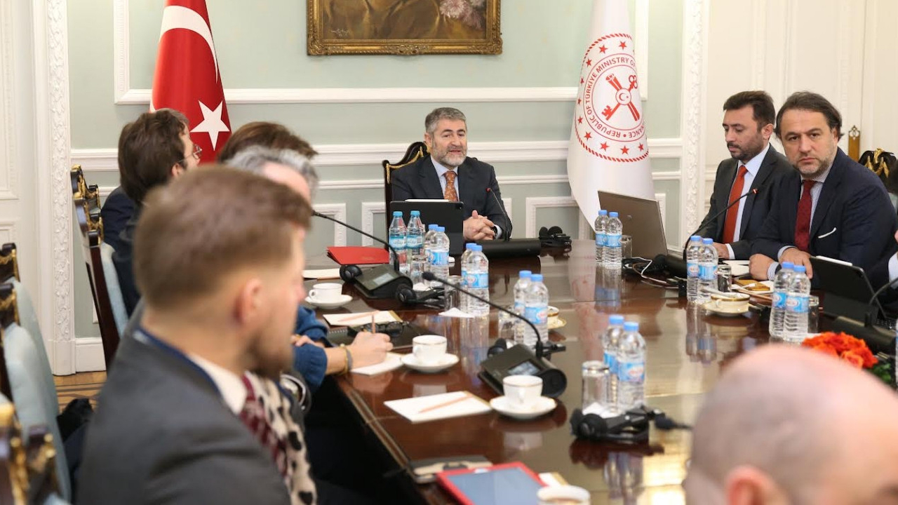 Maliye Bakanlığı Londra toplantısı ile ilgili iddiaları yalanladı: Katılımcı yanlış anladı!