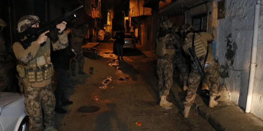 Adana’da şafak vakti DEAŞ operasyonu: Çok sayıda gözaltı var
