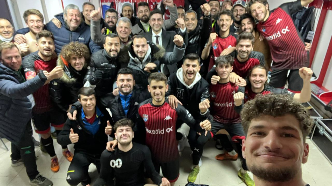 Vanspor FK evinde seriye taktı... TFF 2. Lig: Vanspor FK-Afjet Afyonspor: 2-1