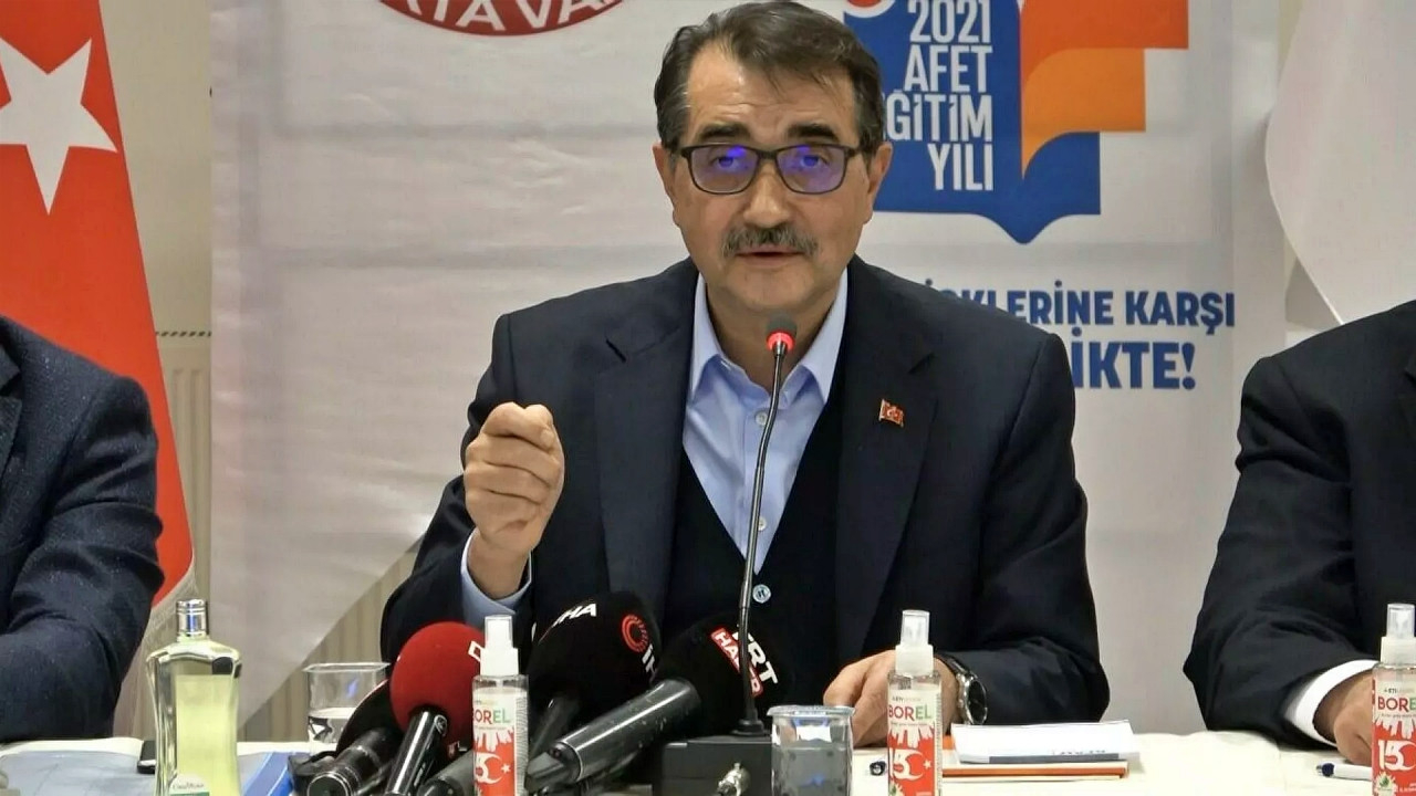 Bakan Dönmez duyurdu: Dün gece itibarıyla Isparta'nın kalan 7 köyüne de elektrik verildi!