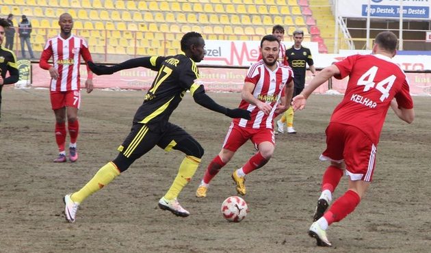 Sivasspor - Yeni Malatyaspor şampiyonluk maçına çıkıyor