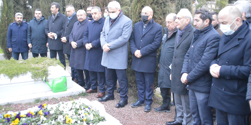 İBB eski Başkanı Kadir Topbaş vefatının 1. yılında anıldı