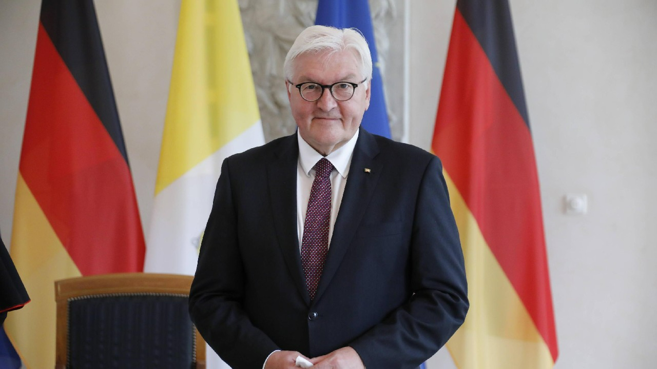 Almanya'da, Frank-Walter Steinmeier yeniden Cumhurbaşkanı seçildi!