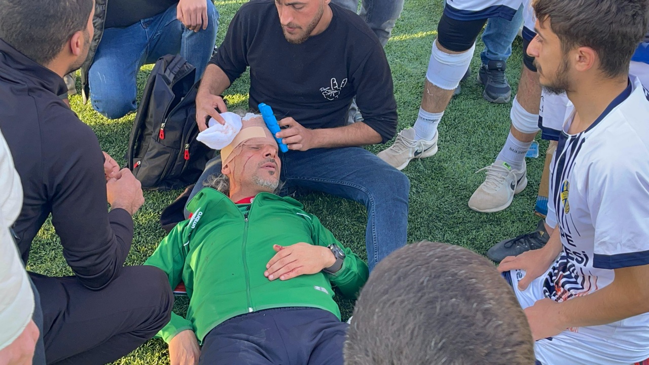 Kızıltepe 47 Spor ile Nusaybinspor liderlik maçında çıkan kavgada 9 futbolcu yaralandı