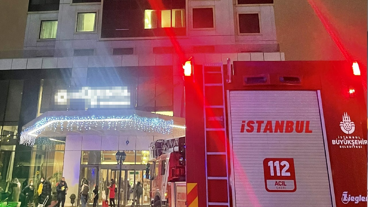 Bağcılar'da 5 yıldızlı otelde yangın paniği!