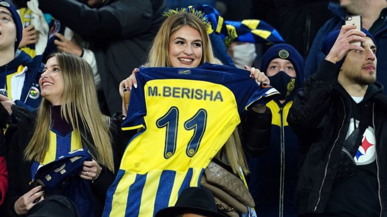 Vesa Berisha'yı çıldırtan yorum! Kocasını eleştiren bir Fenerbahçe taraftarına sosyal medyada ateş püskürdü