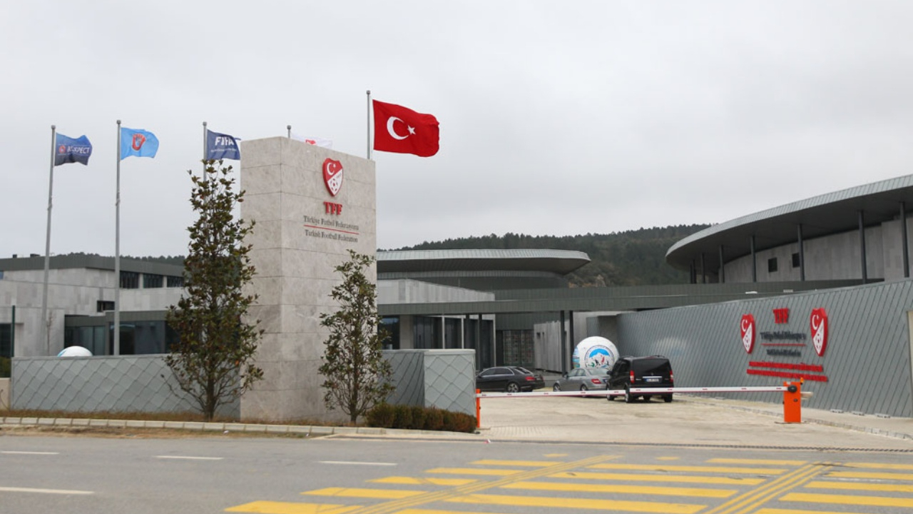 Yayın ihalesi için beIN Sports, Türk Telekom  ve Saran Group kapışması
