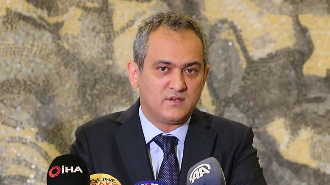 Bakan Özer duyurdu: Uzman ve Başöğretmenlik sınav takvimi yarın ilan edilecek