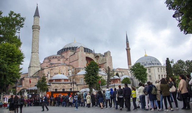 Ayasofya'da ''Avrupa Müzeler Gecesi'' yoğunluğu...