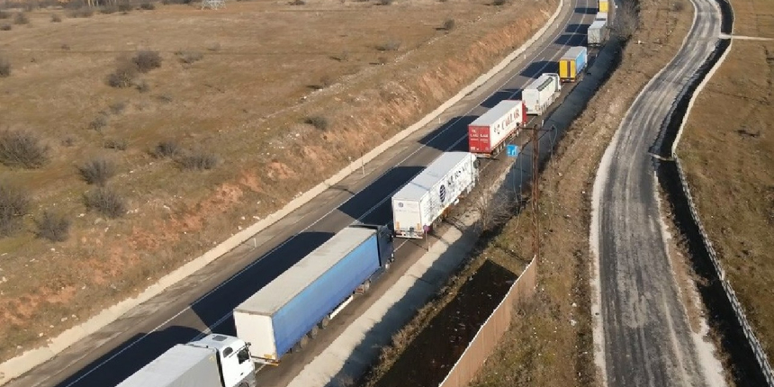 Bulgaristan sınırında ihracat kuyruğu!