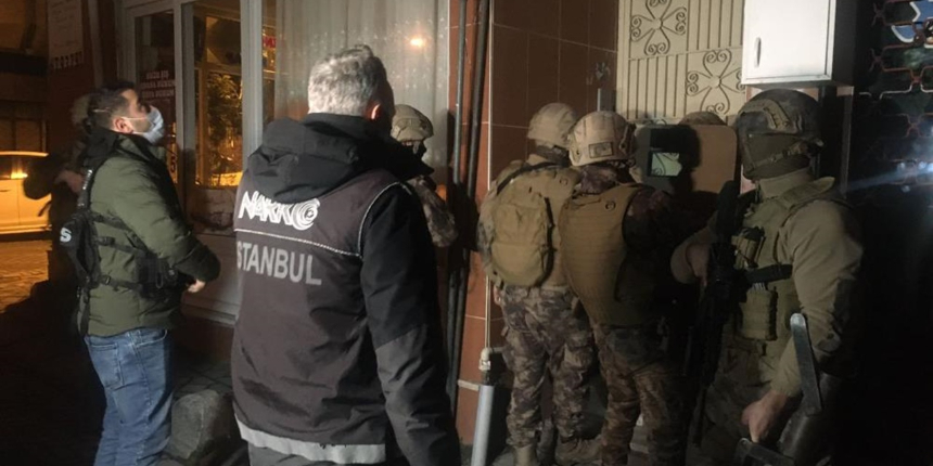 İstanbul'da zehir tacirlerine şafak baskını!