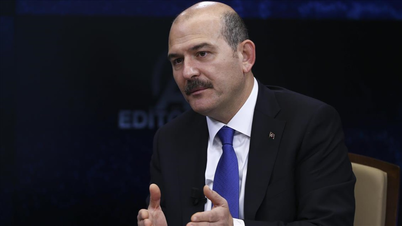 Bakan Soylu: 8 milyonun üzerinde hemen harekete geçmeye hazır göç kitlesi var