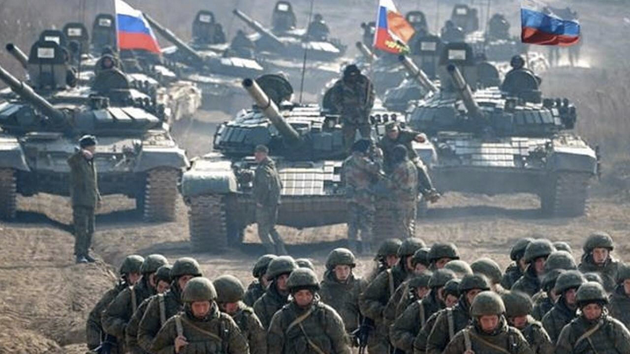Rus basını iddia etti: Batı yaptırımlarına karşı ülkeye 50 ton nakit para taşındı