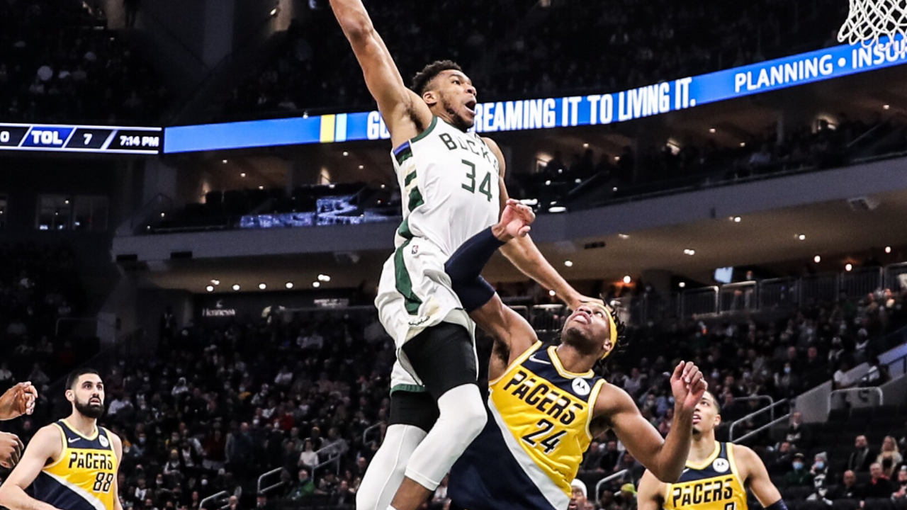 Bucks'un yıldızı Giannis Antetokounmpo yüzde 81 saha içi isabetiyle 50 sayı attı!