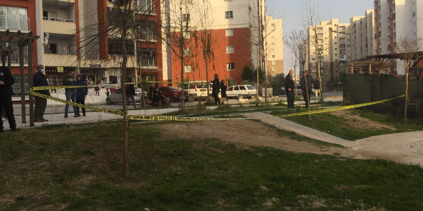 17 yaşındaki platonik aşık hançerle dehşet saçtı!