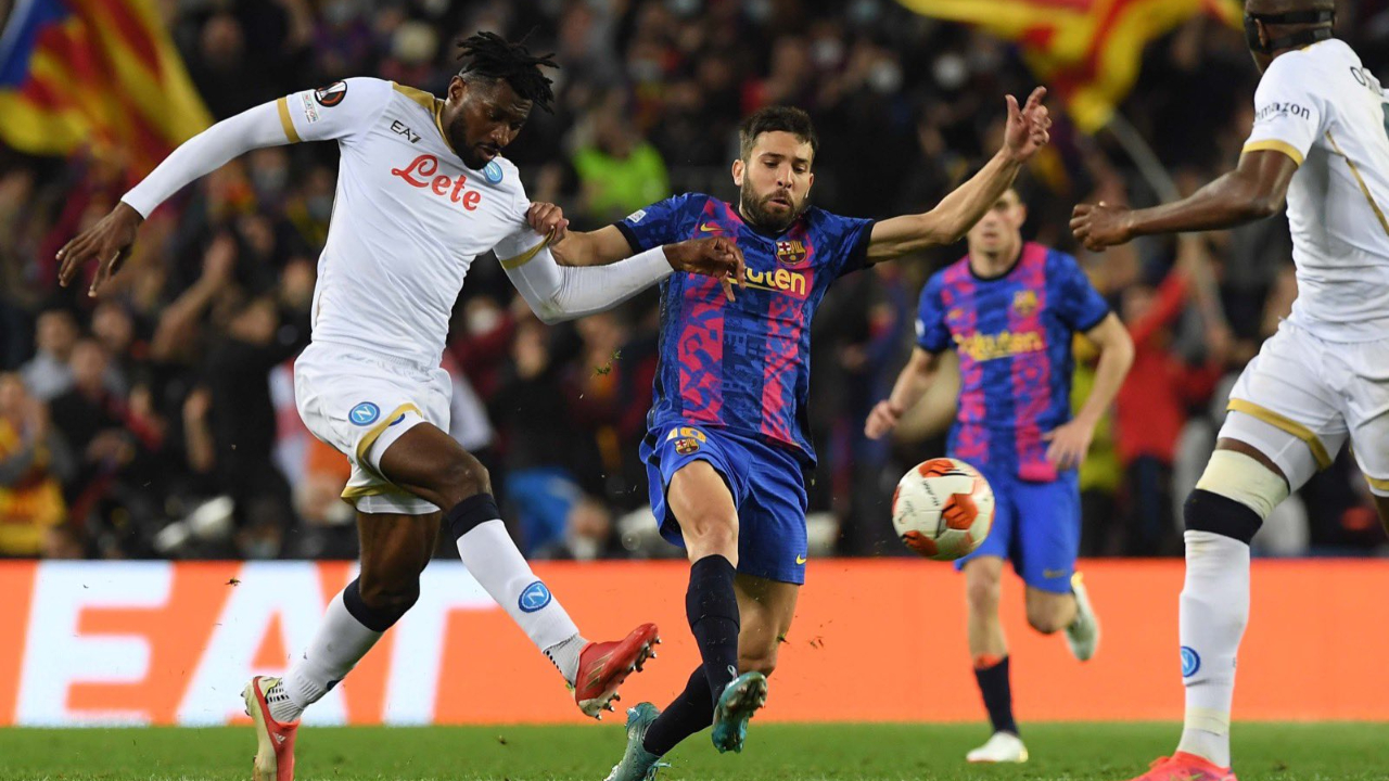 Napoli, Camp Nou'da avantajı kaptı... Barcelona evinde 1-1 razı oldu